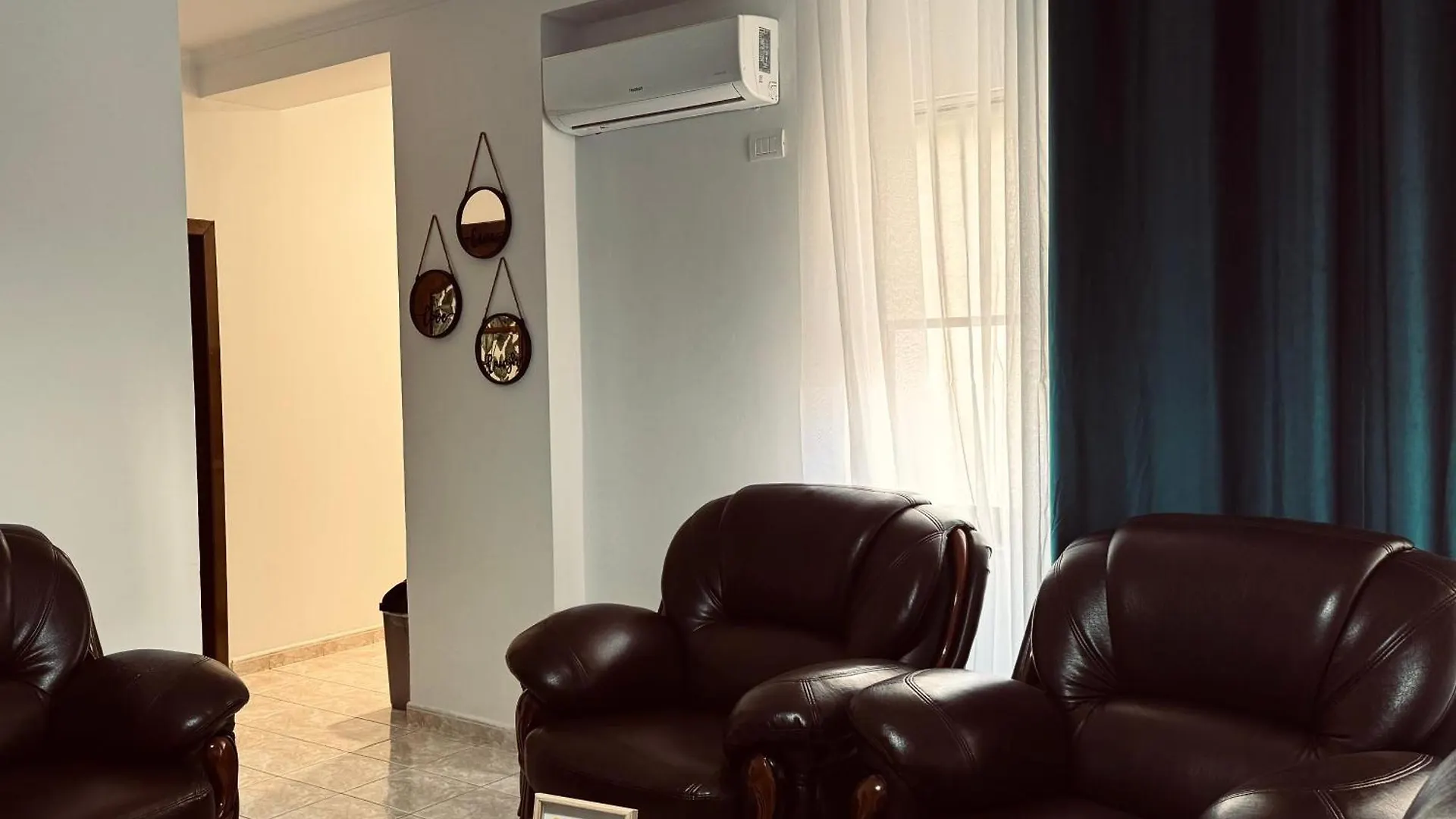 Hi5 Rooms Tirana